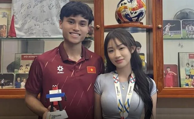 Giải đấu eSports với các game thủ chuyên nghiệp